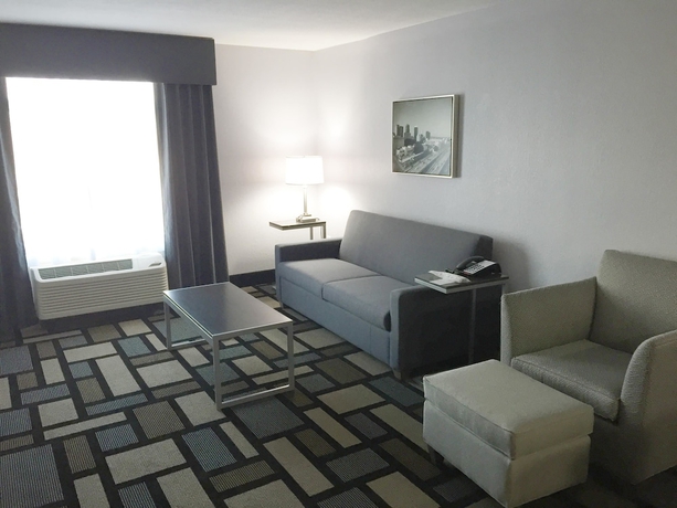 Imagen de la habitación del Hotel Best Western Plus Birmingham Inn and Suites. Foto 6