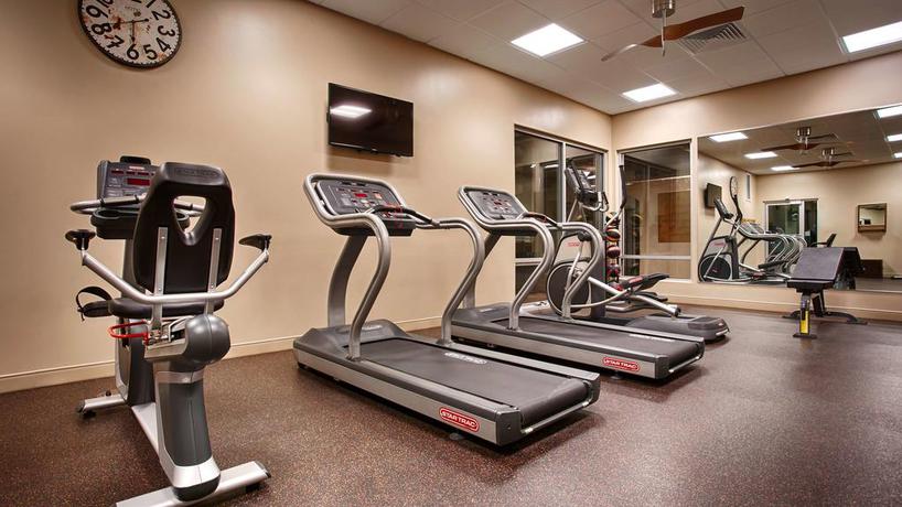 Imagen de los interiores del Hotel Best Western Plus Black Oak. Foto 9