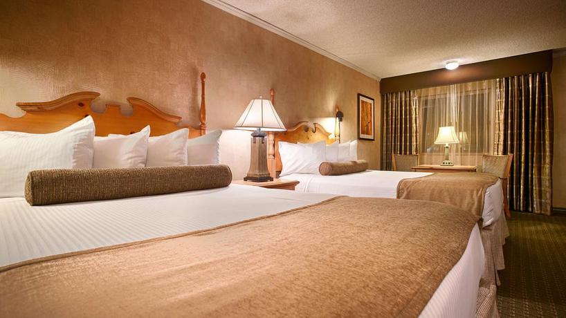 Imagen de la habitación del Hotel Best Western Plus Black Oak. Foto 2