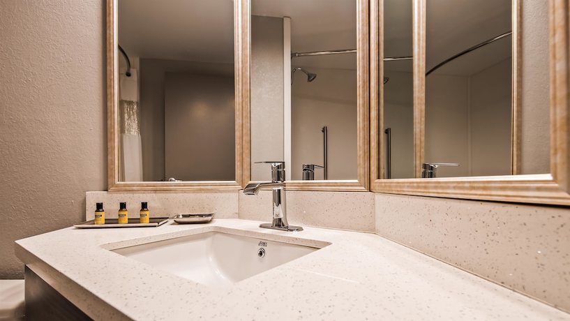 Imagen de la habitación del Hotel Best Western Plus Bloomington East. Foto 3