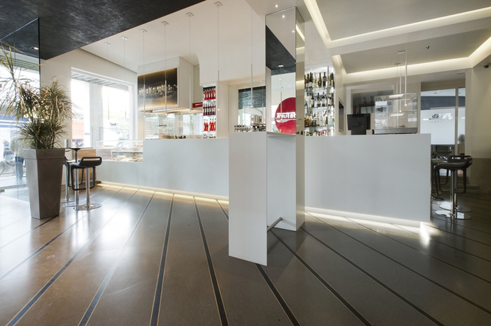 Imagen del bar/restaurante del Hotel Best Western Plus Bologna. Foto 2