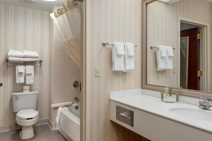 Imagen de la habitación del Hotel Best Western Plus Boston. Foto 4