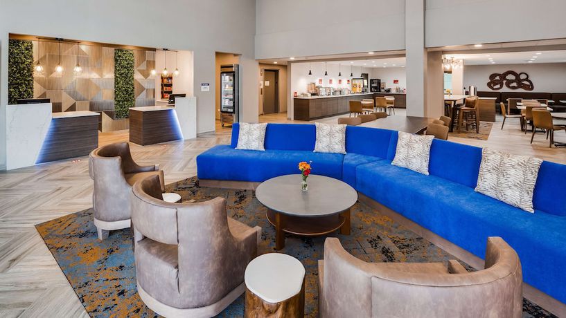 Imagen general del Hotel Best Western Plus Bourbonnais and Suites. Foto 1