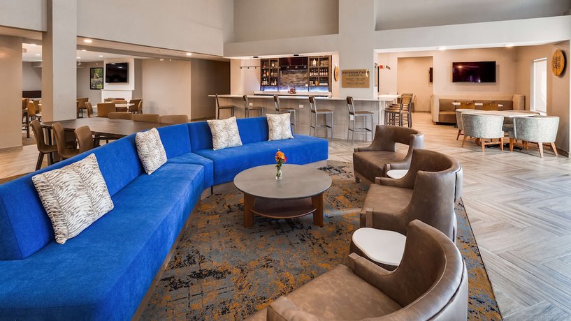 Imagen de los interiores del Hotel Best Western Plus Bourbonnais and Suites. Foto 19