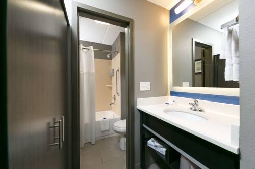 Imagen de la habitación del Hotel Best Western Plus Bowling Green. Foto 10