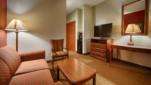 Imagen de la habitación del Hotel Best Western Plus Bradbury Inn and Suites. Foto 4