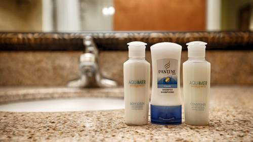 Imagen de la habitación del Hotel Best Western Plus Bradbury Inn and Suites. Foto 10