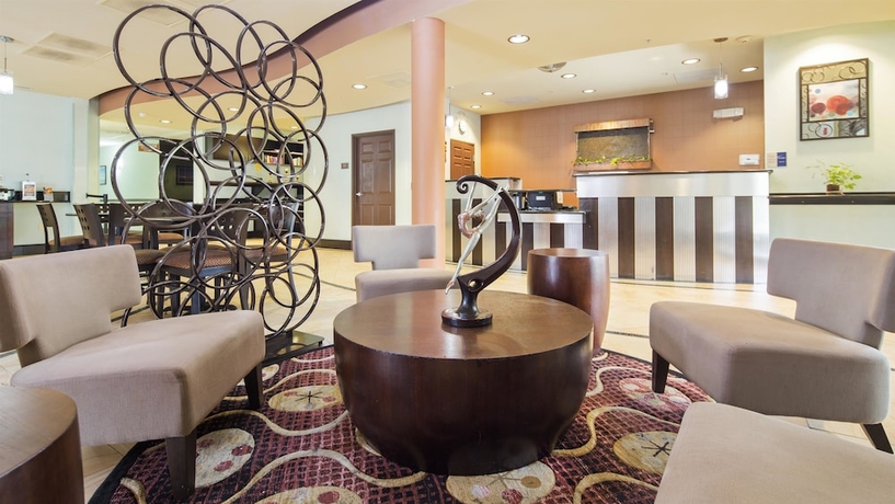 Imagen de los interiores del Hotel Best Western Plus Bradenton Gateway. Foto 19