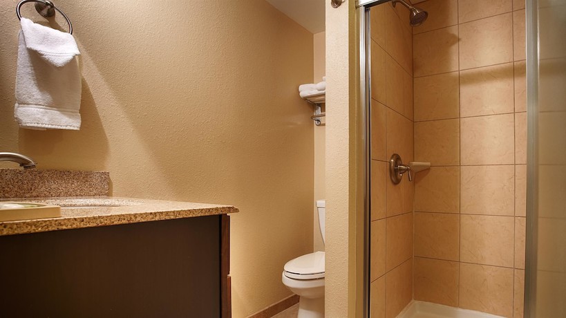 Imagen de la habitación del Hotel Best Western Plus Bridgeport Inn. Foto 10