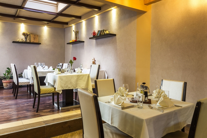 Imagen del bar/restaurante del Hotel Best Western Plus Bristol. Foto 2