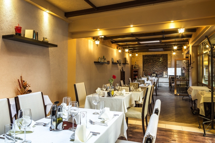 Imagen del bar/restaurante del Hotel Best Western Plus Bristol. Foto 3