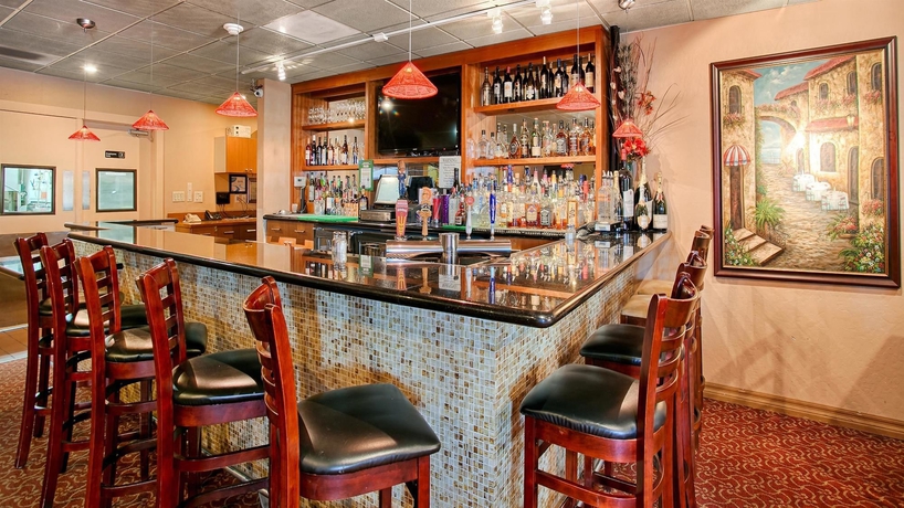 Imagen del bar/restaurante del Hotel Best Western Plus Brookside Inn. Foto 3
