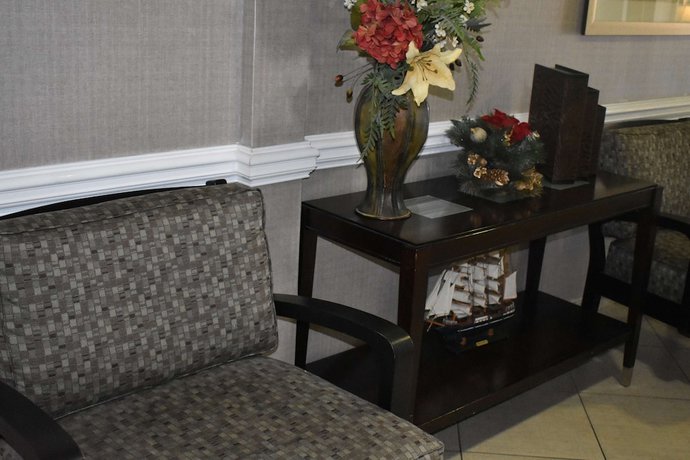 Imagen de los interiores del Hotel Best Western Plus Brunswick Inn And Suites. Foto 16