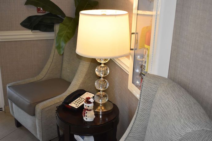 Imagen de los interiores del Hotel Best Western Plus Brunswick Inn And Suites. Foto 17