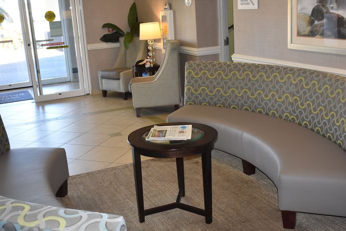 Imagen de los interiores del Hotel Best Western Plus Brunswick Inn And Suites. Foto 19