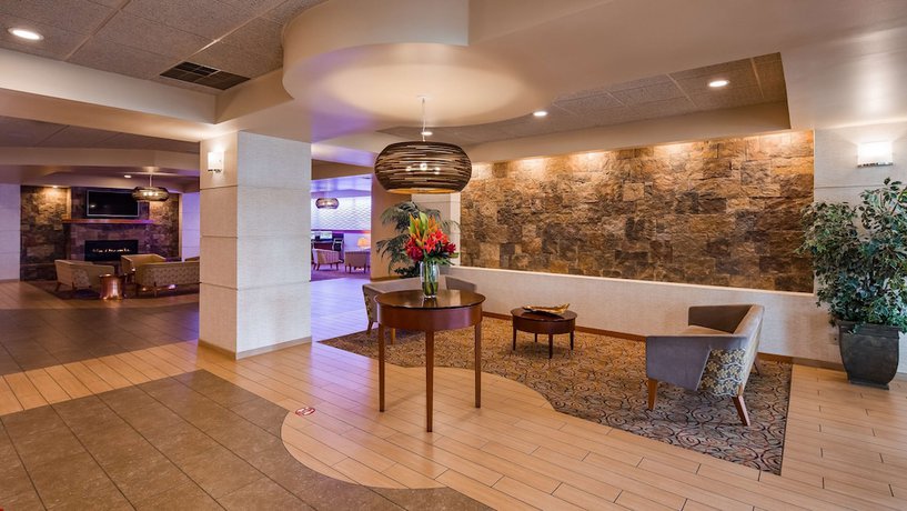 Imagen de los interiores del Hotel Best Western Plus Butte Plaza Inn. Foto 18