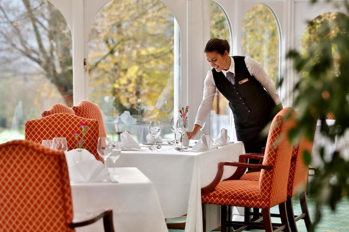 Imagen del bar/restaurante del Hotel Best Western Plus Buxton Lee Wood. Foto 3