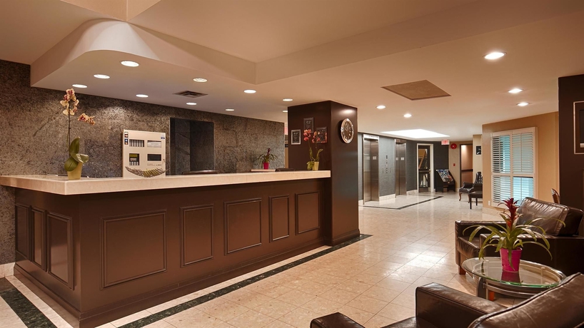 Imagen de los interiores del Hotel Best Western Plus Cambridge. Foto 12