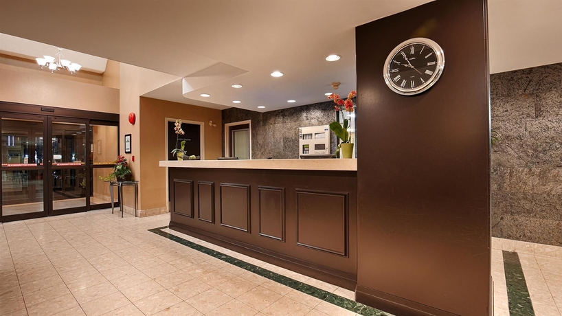 Imagen de los interiores del Hotel Best Western Plus Cambridge. Foto 13