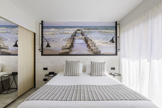 Imagen de la habitación del Hotel Best Western Plus Canet-plage. Foto 4