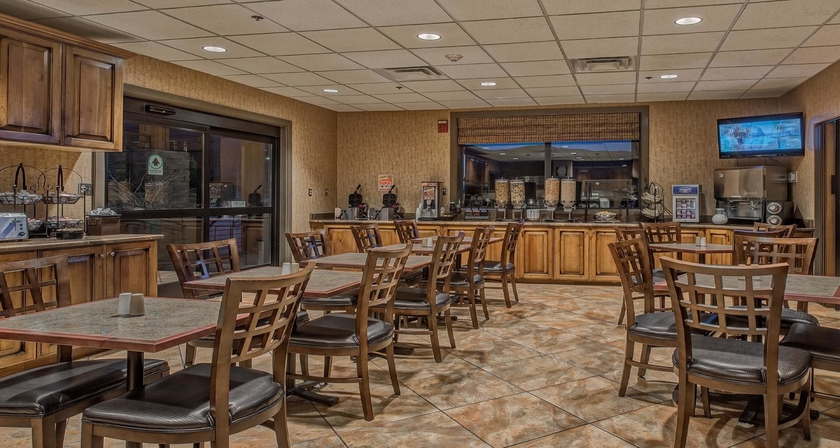 Imagen del bar/restaurante del Hotel Best Western Plus Canyonlands Inn. Foto 4