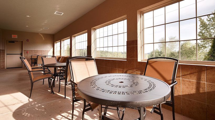 Imagen de los interiores del Hotel Best Western Plus Capital Inn. Foto 15