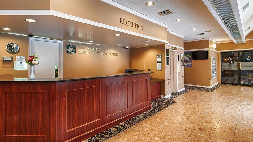 Imagen de los interiores del Hotel Best Western Plus Carlton Plaza. Foto 14