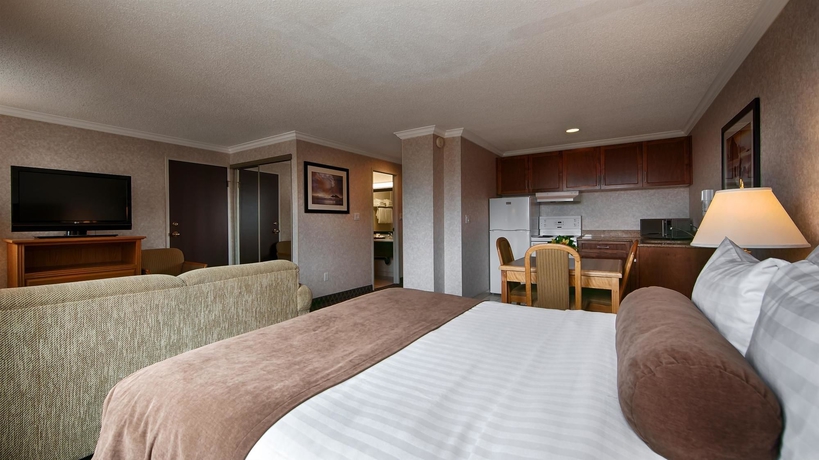 Imagen de la habitación del Hotel Best Western Plus Carlton Plaza. Foto 7