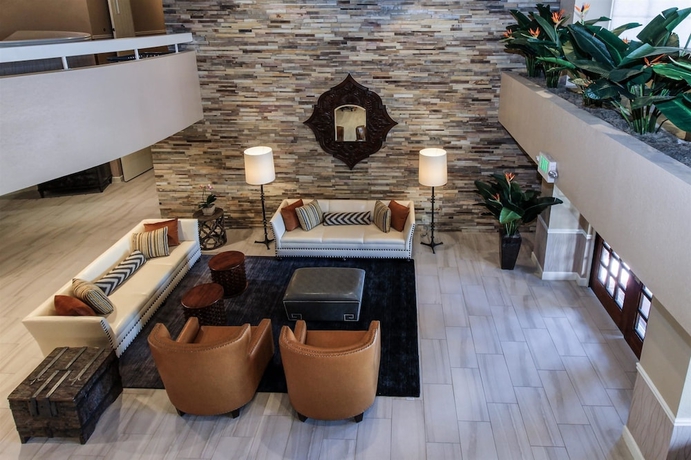 Imagen de los interiores del Hotel Best Western Plus Carpinteria Inn. Foto 16