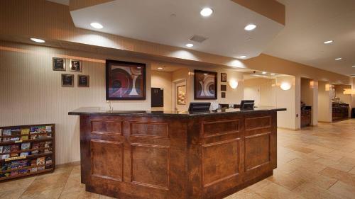 Imagen general del Hotel Best Western Plus Castlerock Inn and Suites. Foto 1