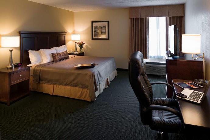 Imagen de la habitación del Hotel Best Western Plus Cedar Bluff Inn. Foto 2