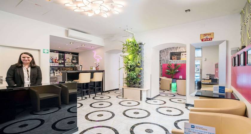 Imagen de los interiores del Hotel Best Western Plus Celebrity Suites. Foto 18