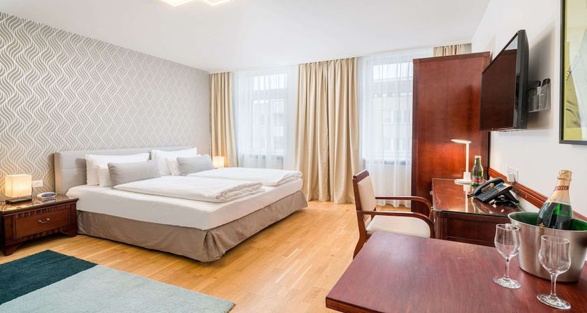 Imagen de la habitación del Hotel Best Western Plus Celebrity Suites. Foto 7