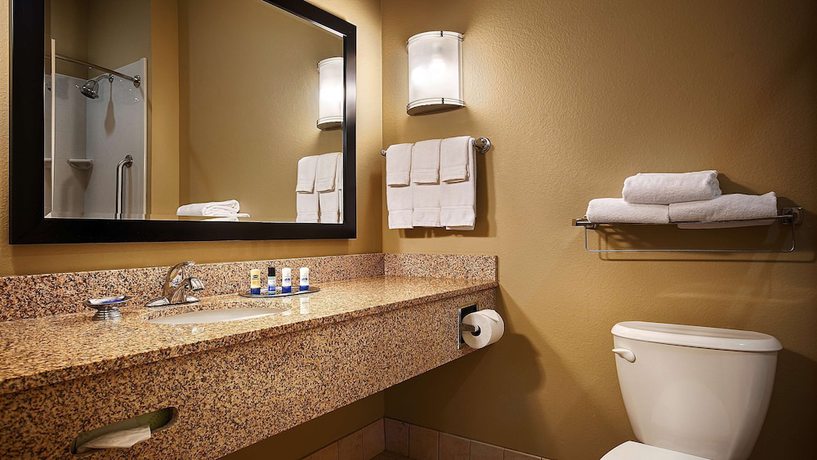 Imagen de la habitación del Hotel Best Western Plus Chalmette. Foto 8