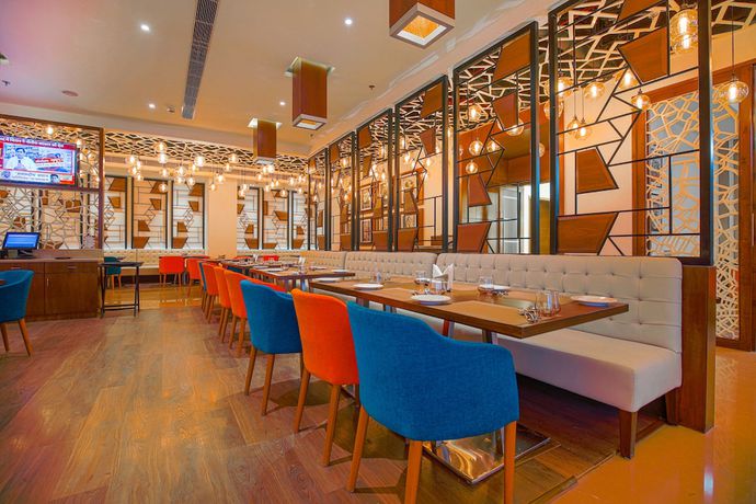 Imagen del bar/restaurante del Hotel Best Western Plus Chandigarh Mohali.. Foto 4