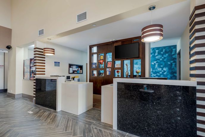 Imagen de los interiores del Hotel Best Western Plus Chateau Fort St. John. Foto 18