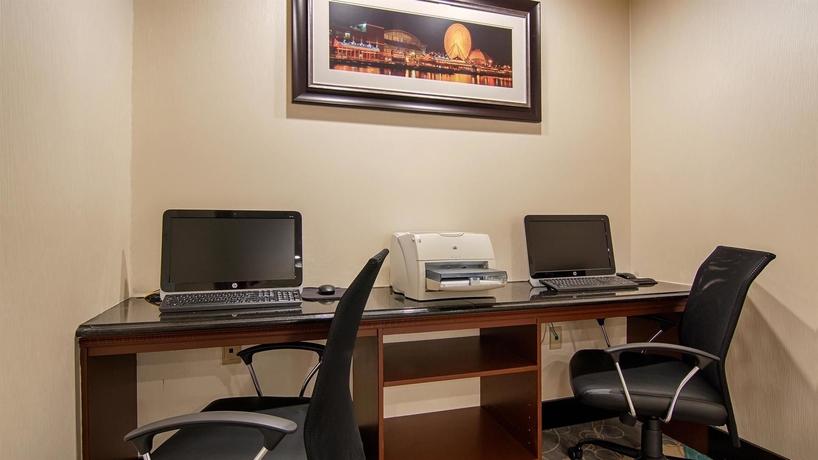 Imagen de los interiores del Hotel Best Western Plus Chicagoland - Countryside. Foto 8