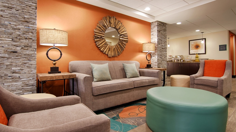 Imagen de los interiores del Hotel Best Western Plus Chicagoland - Countryside. Foto 11