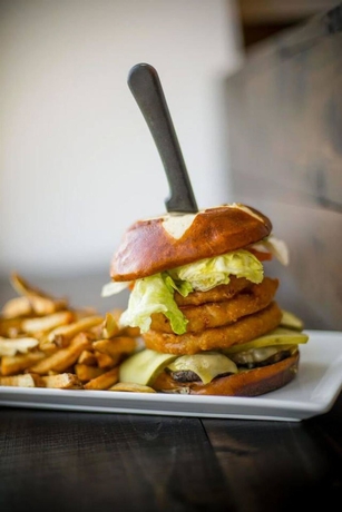 Imagen del bar/restaurante del Hotel Best Western Plus Chocolate Lake. Foto 3