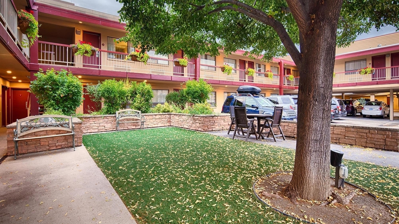 Imagen general del Hotel Best Western Plus Clocktower Inn. Foto 3