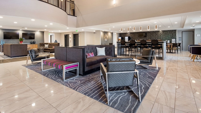 Imagen de los interiores del Hotel Best Western Plus Coalinga Inn. Foto 17