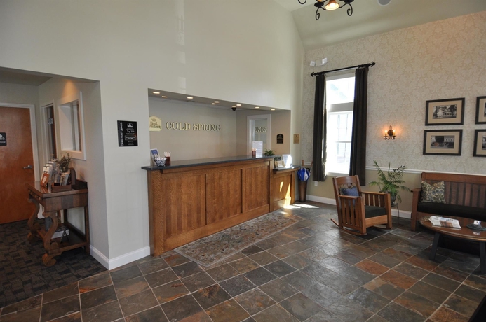 Imagen de los interiores del Hotel Best Western Plus Cold Spring. Foto 12