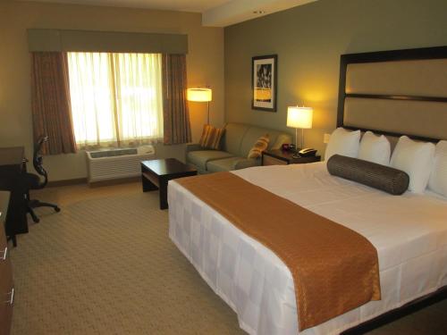 Imagen de la habitación del Hotel Best Western Plus College Park. Foto 8