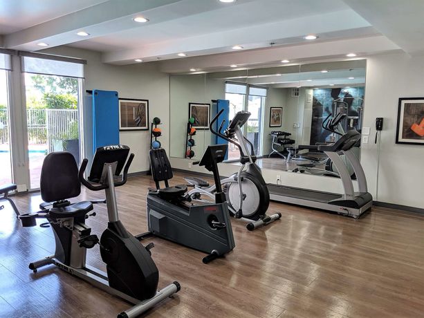 Imagen de los interiores del Hotel Best Western Plus Commerce. Foto 17