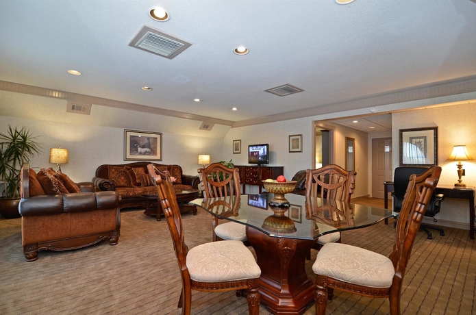 Imagen de la habitación del Hotel Best Western Plus Concordville. Foto 10