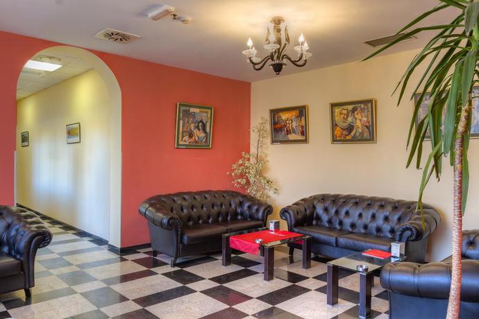 Imagen de los interiores del Hotel Best Western Plus Congress. Foto 8