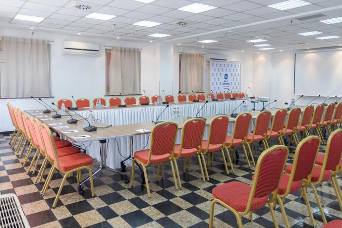 Imagen de los interiores del Hotel Best Western Plus Congress. Foto 13