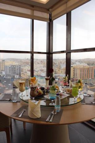 Imagen general del Hotel Best Western Plus Danat Almansak. Foto 11