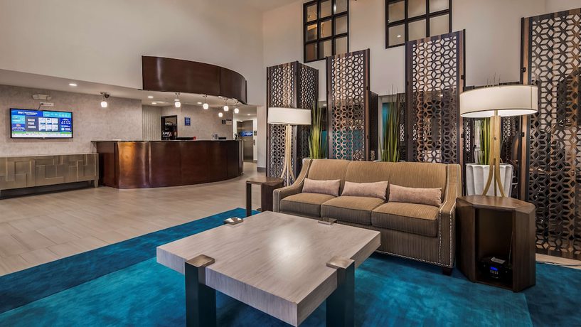 Imagen de los interiores del Hotel Best Western Plus Daphne Inn And Suites. Foto 16