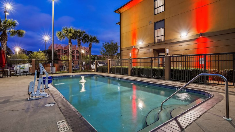 Imagen de la piscina del Hotel Best Western Plus Daphne Inn And Suites. Foto 20